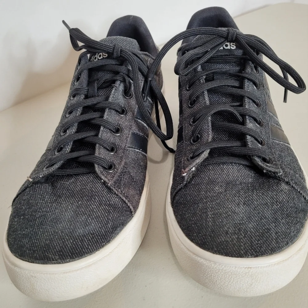 Adidas Men's Daily 2.0 Sneaker - Size 9